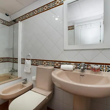 Leo Apartment *