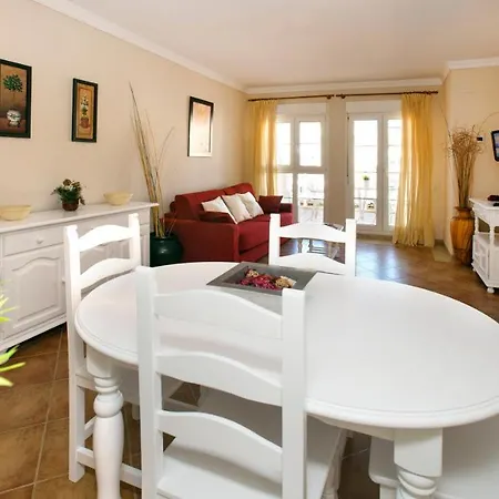 Leo Apartment Isla Canela